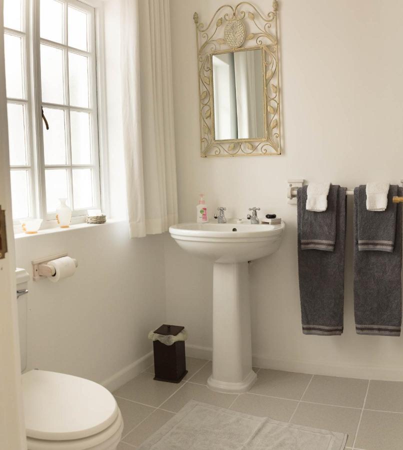 Church Hills Boutique Accommodation Riebeek-West Экстерьер фото