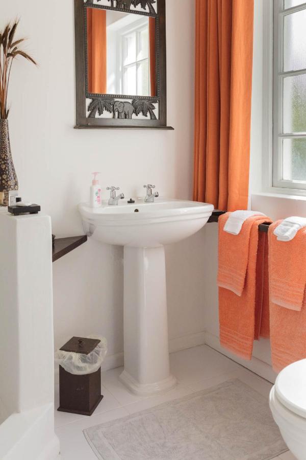 Church Hills Boutique Accommodation Riebeek-West Экстерьер фото